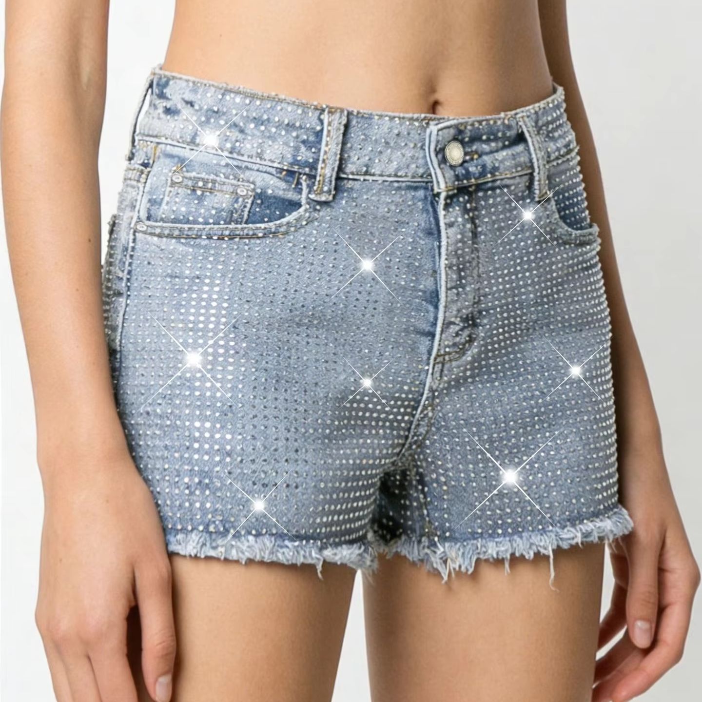 Denim Shorts Women - شورت جينز أزرق مرصع بالكامل بالجواهر
