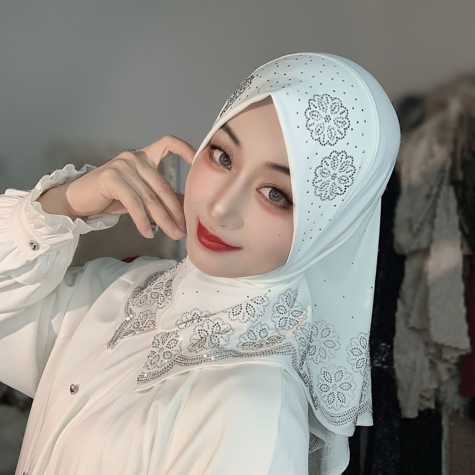 حجاب نسائي جاهز للارتداء بتصمي - مراجعة Women Fashion Wear وسعره