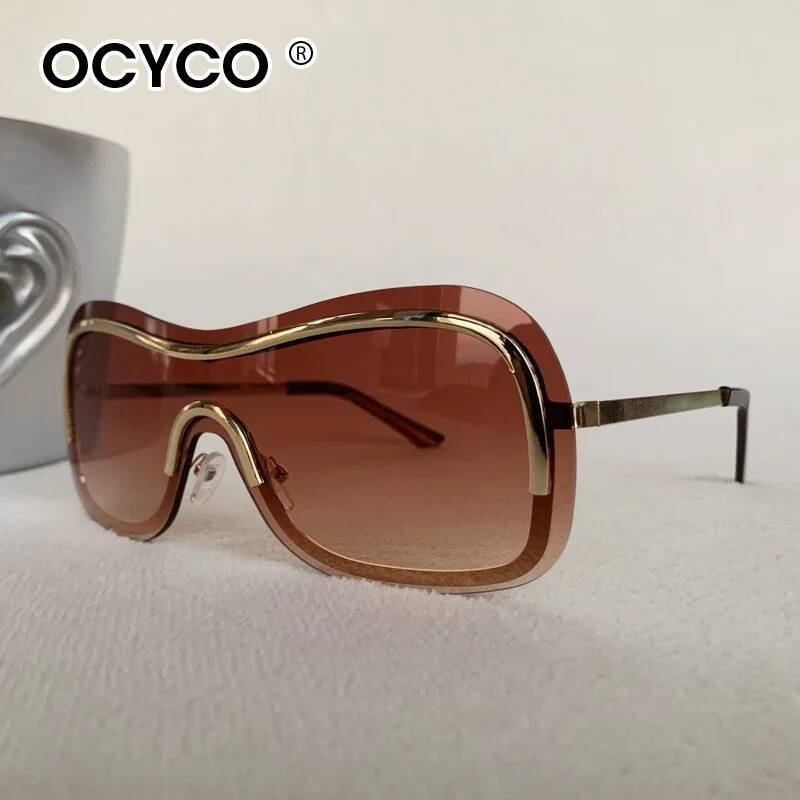 نظارات شمسية OCYCO 2026 بتصميم - مراجعة Women Fashion Pose وسعره