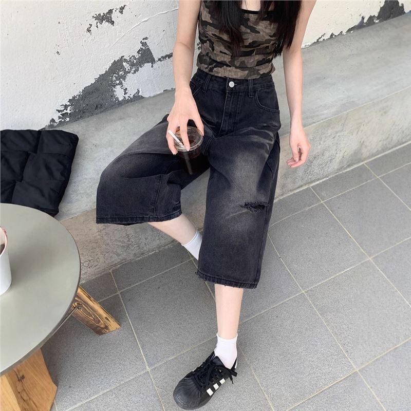جينز نسائي ممزق بفتحات، بطول ا - مراجعة Denim Shorts Women وسعره